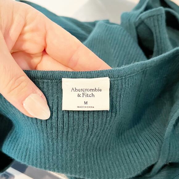 Abercrombie Long Sleeve Sweetheart Neckline Sweater Bodysuit Green Medium - Picture 3 of 7